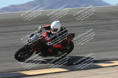 media/Oct-13-2025-Moto Forza (Mon) [[a66d839500]]/3-B Group/Session 2 (Bowl)/